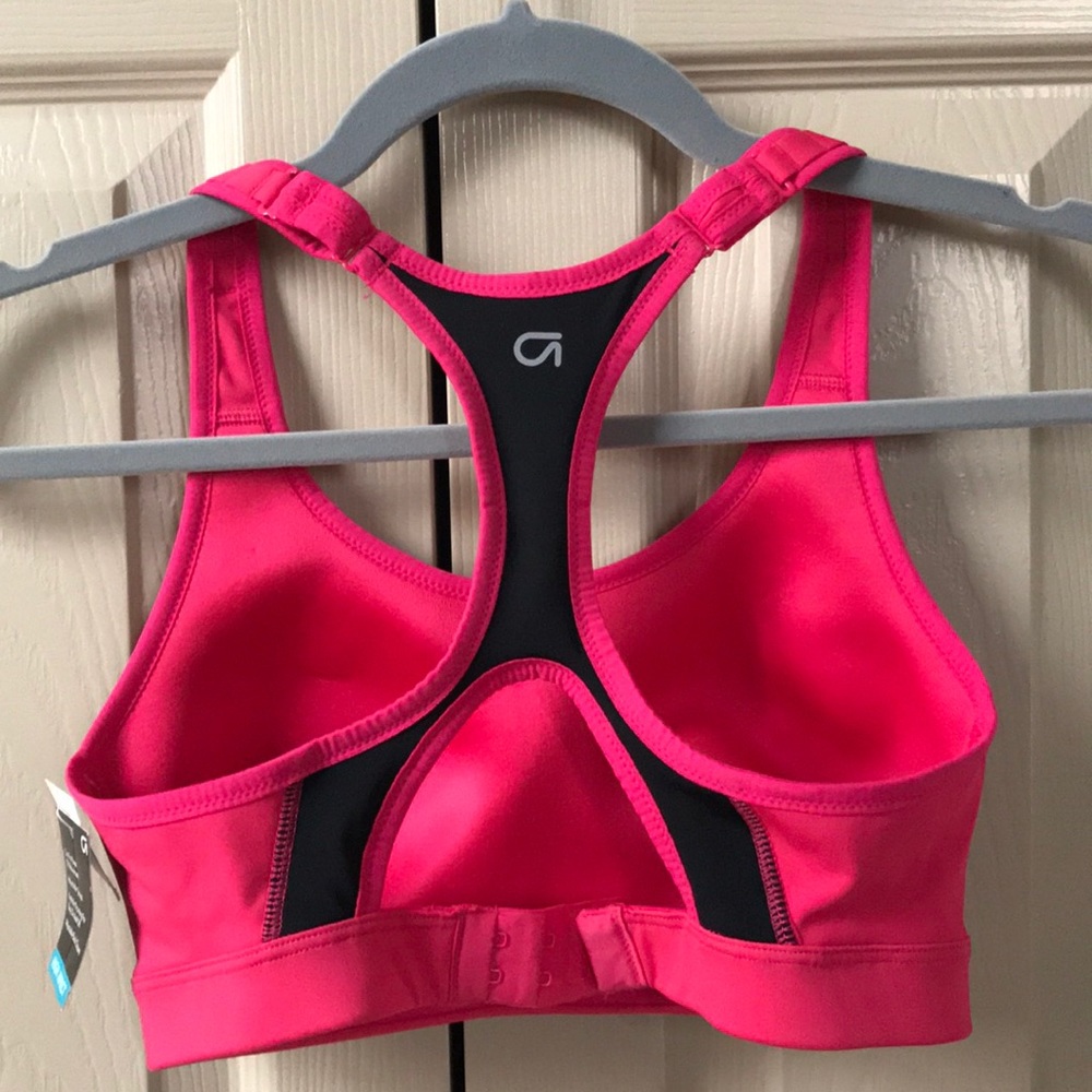 Sports bra